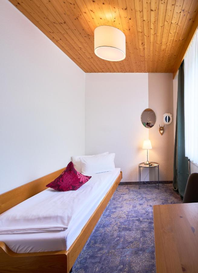 Hotel Landgasthof Hirsch 2*